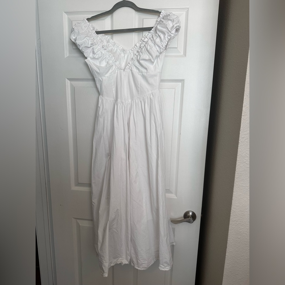 Commense Ivory Flowing Dress